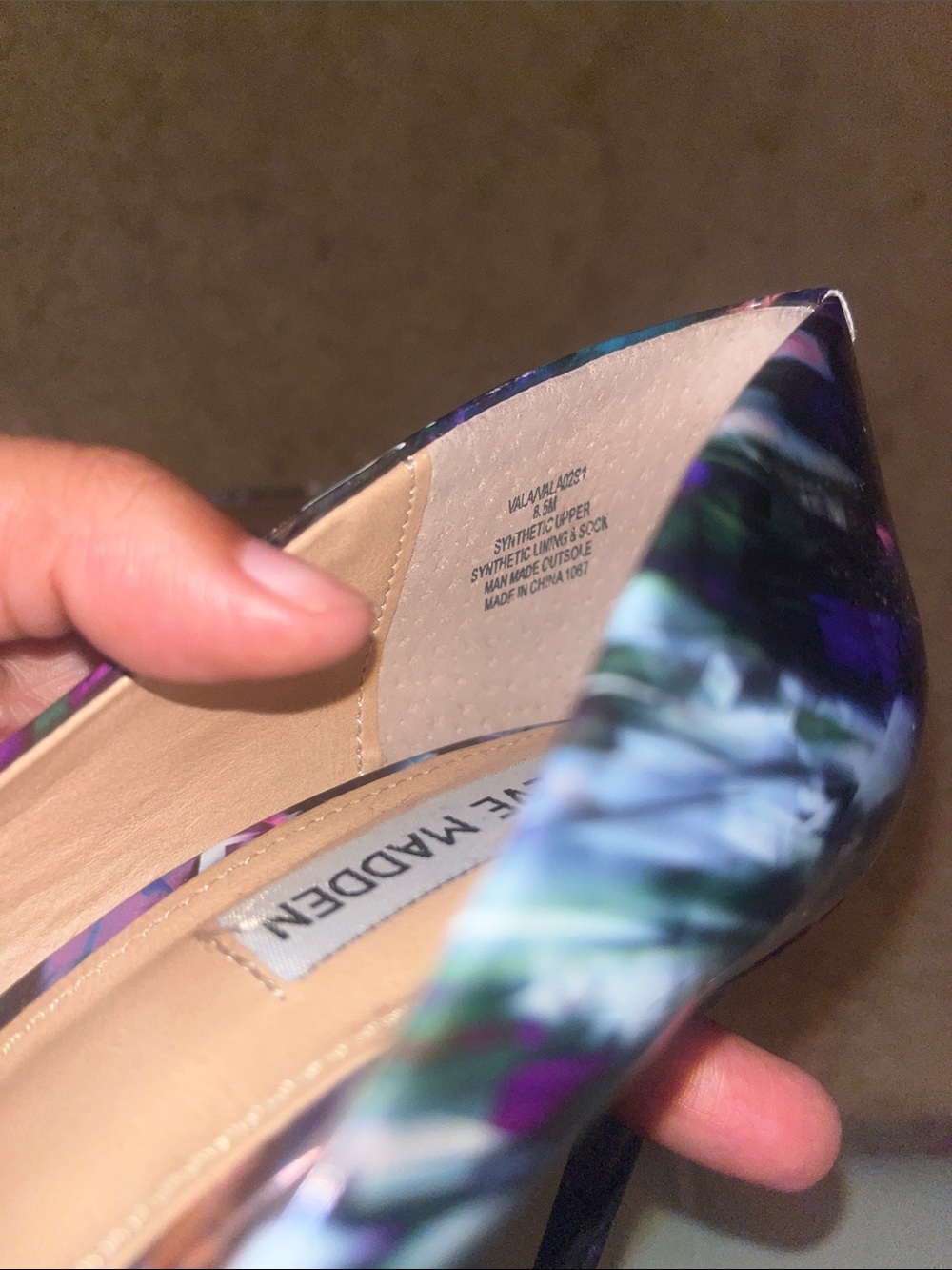 Steve Madden Pointed Toe Floral-Print Pumps in multicolor - Picture 7 of 13